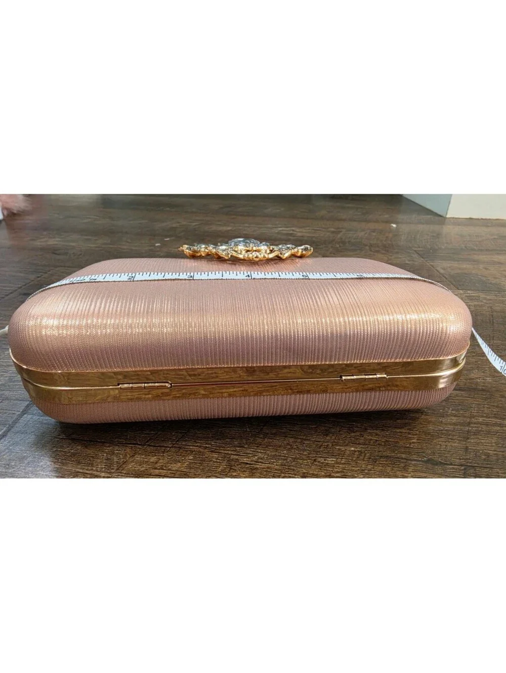 Elegant Pink Evening Clutch with Crystal Embellishment